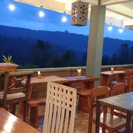 Kanaya Homestay & Warung Heaven Мундук Екстер'єр фото