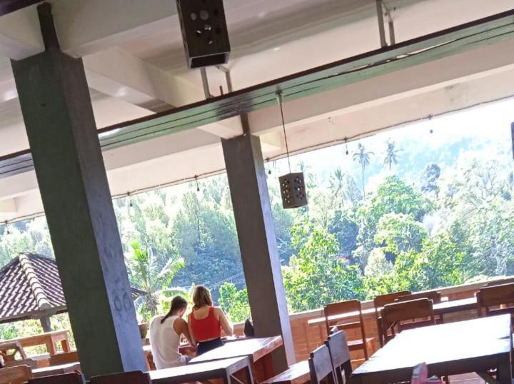 Kanaya Homestay & Warung Heaven Мундук Екстер'єр фото